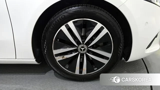Mercedes-Benz A-Class W177 id 3591557 из Кореи 15