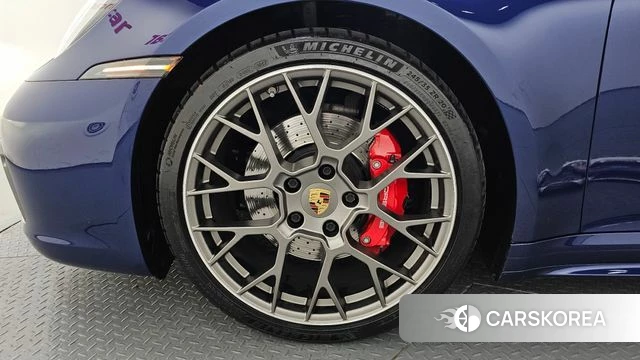 Porsche 911(992) id 4203061 из Кореи 26