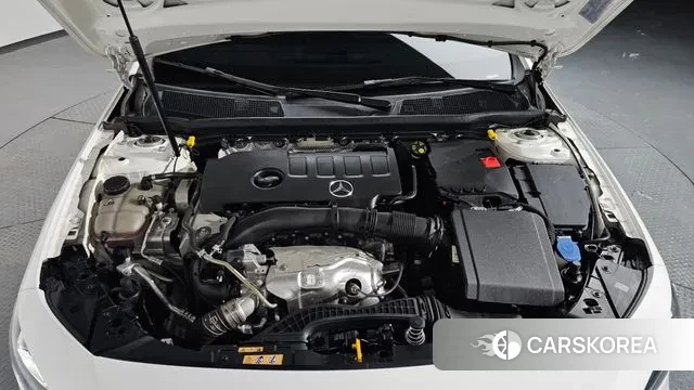 Mercedes-Benz A-Class W177 id 3561433 из Кореи 15