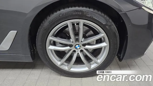 BMW 5 Series (G30) id 2690170 из Кореи 15