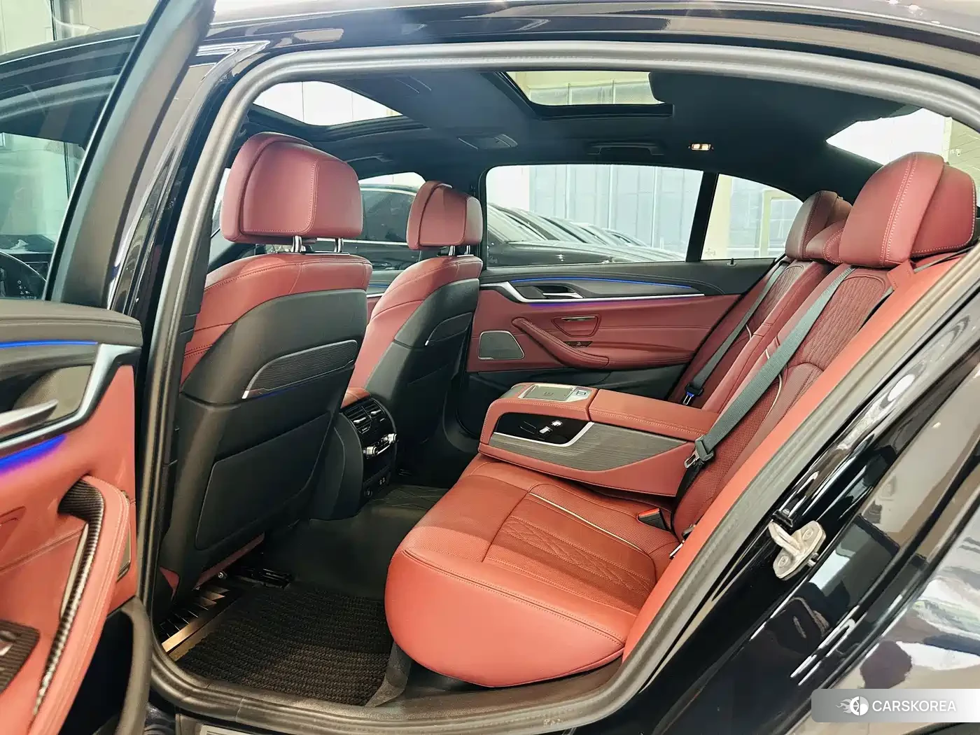 BMW 5 series 2023 Черный из Китая, фото 5