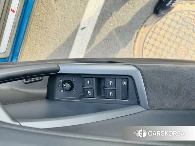 Audi Q3 Sportback id 4258595 из Китая 17