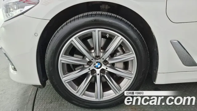 BMW 5 Series (G30) id 2275100 из Кореи 15