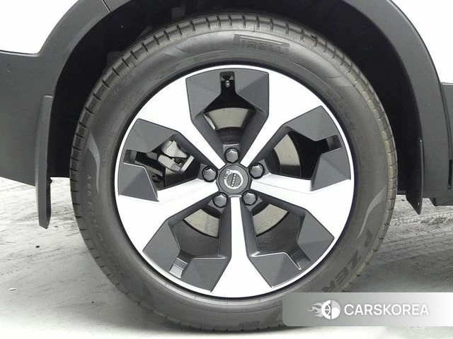 Volvo XC40 id 3909496 из Кореи 15