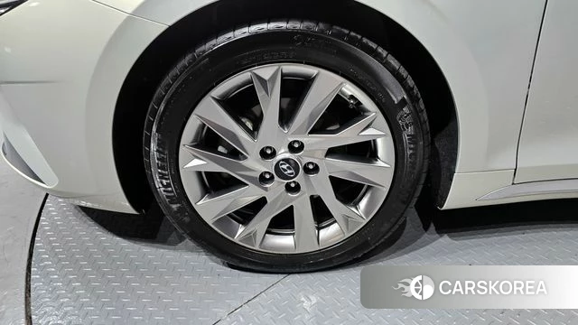 Hyundai The New Grandeur IG Hybrid id 3965755 из Кореи 15