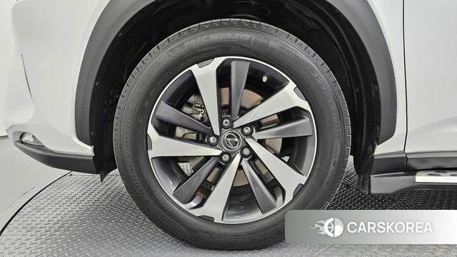 Lexus NX300h id 4285958 из Кореи 15