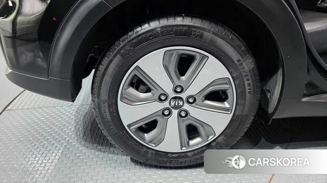 Kia Niro id 4285616 из Кореи 30