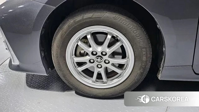 Toyota Prius Prime id 3335435 из Кореи 15