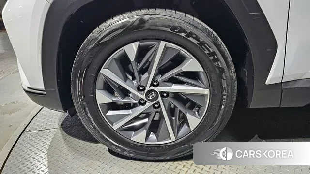 Hyundai Tucson (NX4) id 3053433 из Кореи 15