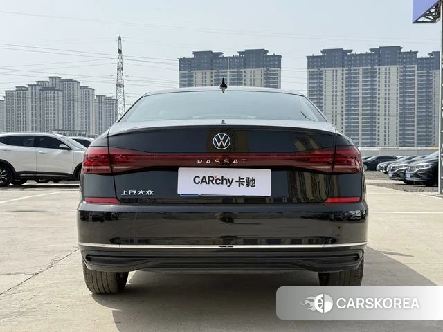 Volkswagen Passat id 4263878 из Китая 11
