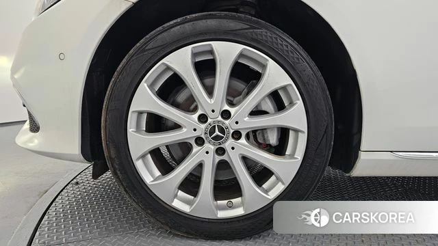 Mercedes-Benz E-Class W213 id 4609959 из Кореи 25