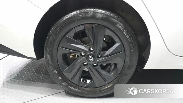 Hyundai Avante (CN7) id 4561165 из Кореи 15