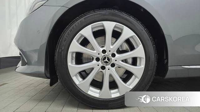 Mercedes-Benz E-Class W213 id 4459649 из Кореи 25