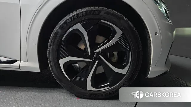 Kia EV6 id 3513733 из Кореи 15