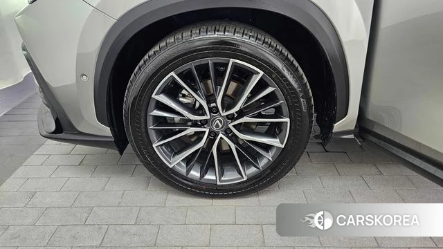 Lexus NX350h Second generation id 4441888 из Кореи 27