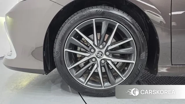 Toyota Camry (XV70) id 3597748 из Кореи 15