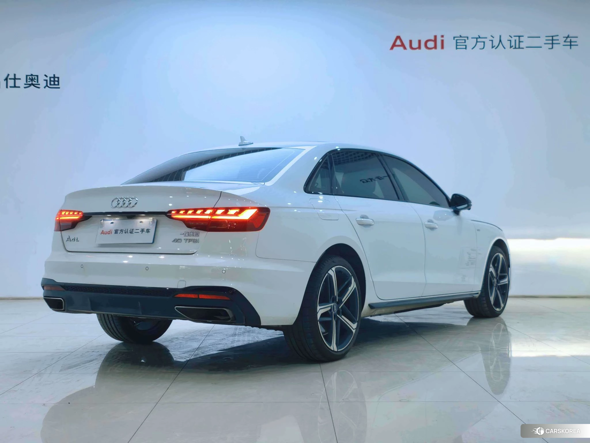 Audi A4L id 4407364 из Китая 13