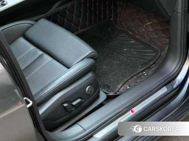 Audi A4L id 4291159 из Китая 17