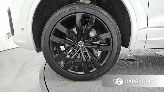 Volkswagen Touareg 3rd generation id 4767978 из Кореи 29
