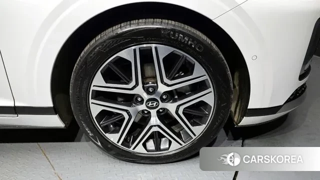 Hyundai Grandeur (GN7) id 3585941 из Кореи 15