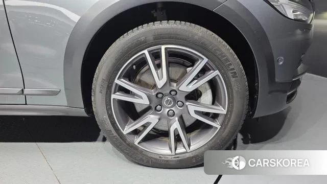 Volvo V90 Cross-Country id 3391301 из Кореи 15