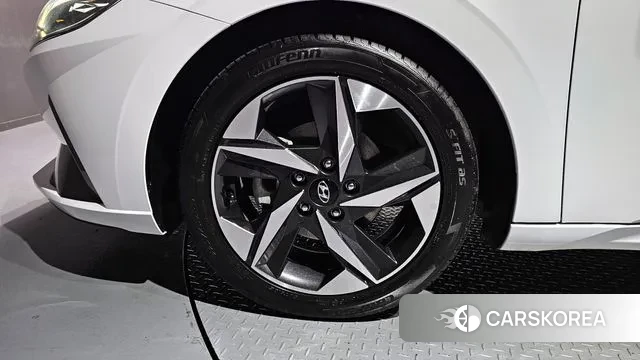 Hyundai Avante (CN7) id 3736409 из Кореи 15