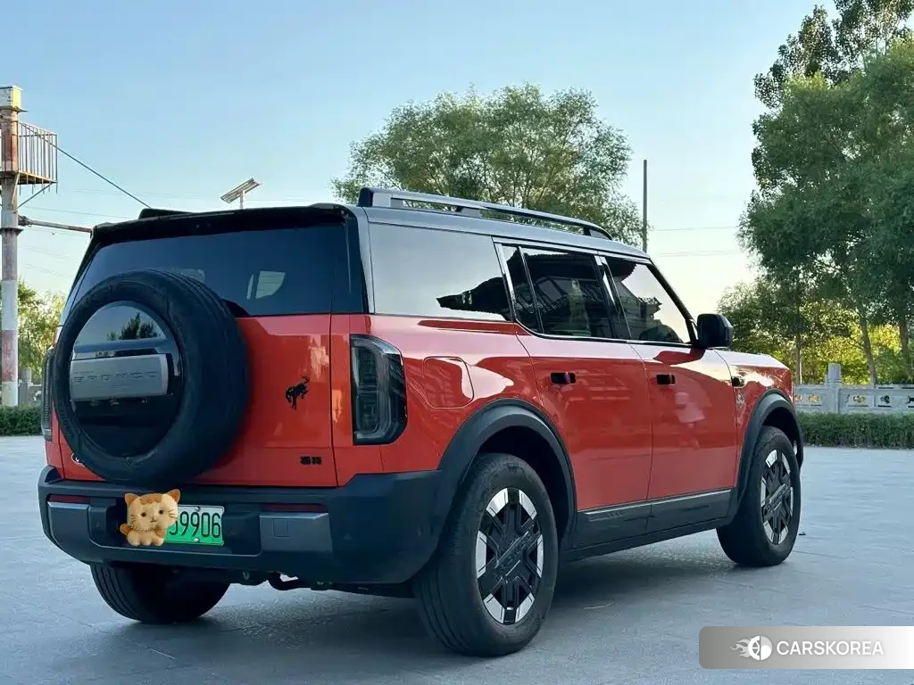Ford Bronco 2026 Белый из Китая, фото 5