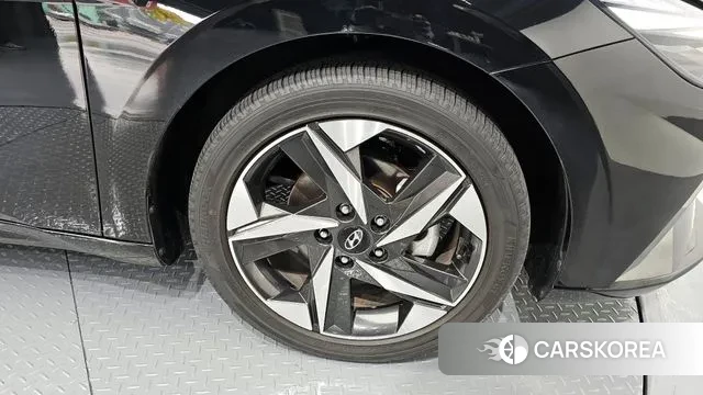 Hyundai Avante (CN7) id 3282410 из Кореи 15