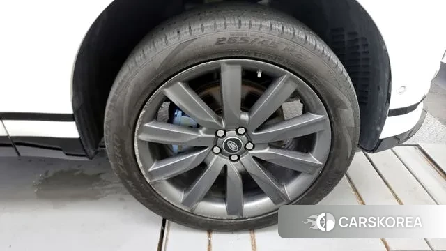 Land Rover Range Rover Velar id 3055699 из Кореи 15