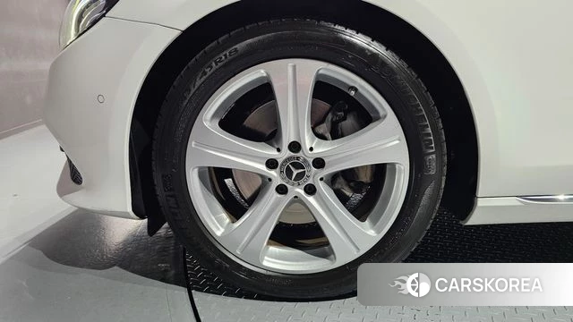 Mercedes-Benz E-Class W213 id 4246257 из Кореи 25