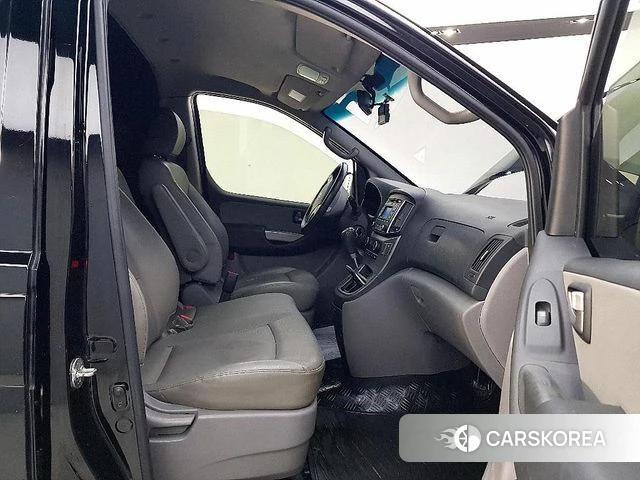 Hyundai The New Grand Starex id 3936357 из Кореи 15