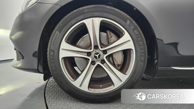Mercedes-Benz E-Class W213 id 4551814 из Кореи 27