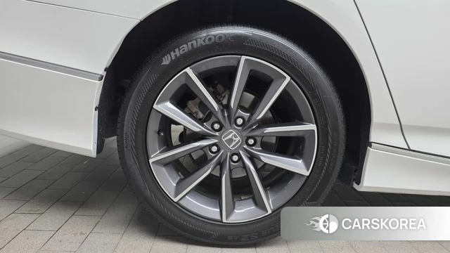 Honda Accord 10th Generation id 4636942 из Кореи 25