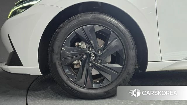 Hyundai Avante (CN7) id 3877586 из Кореи 15