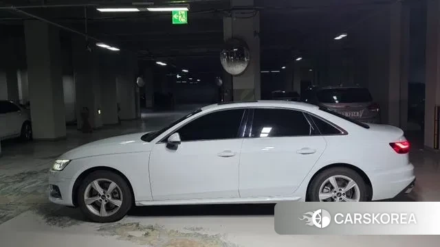 Audi A4 (B9) id 3007484 из Кореи 7