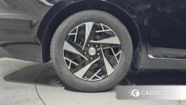Hyundai The New Grandeur IG Hybrid id 4382534 из Кореи 28