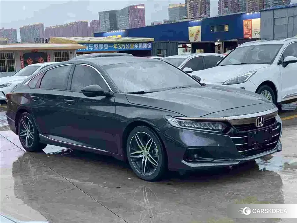 Honda Accord 2022 Silver/gray из Китая, фото 5