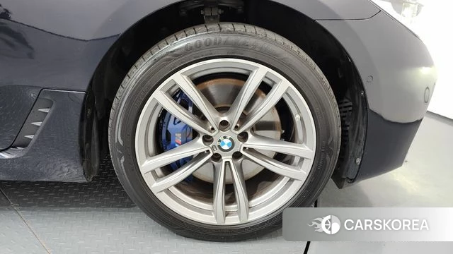 BMW 6 Series GT (G32) id 3879631 из Кореи 15