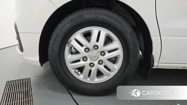 Hyundai The New Grand Starex id 4563465 из Кореи 15