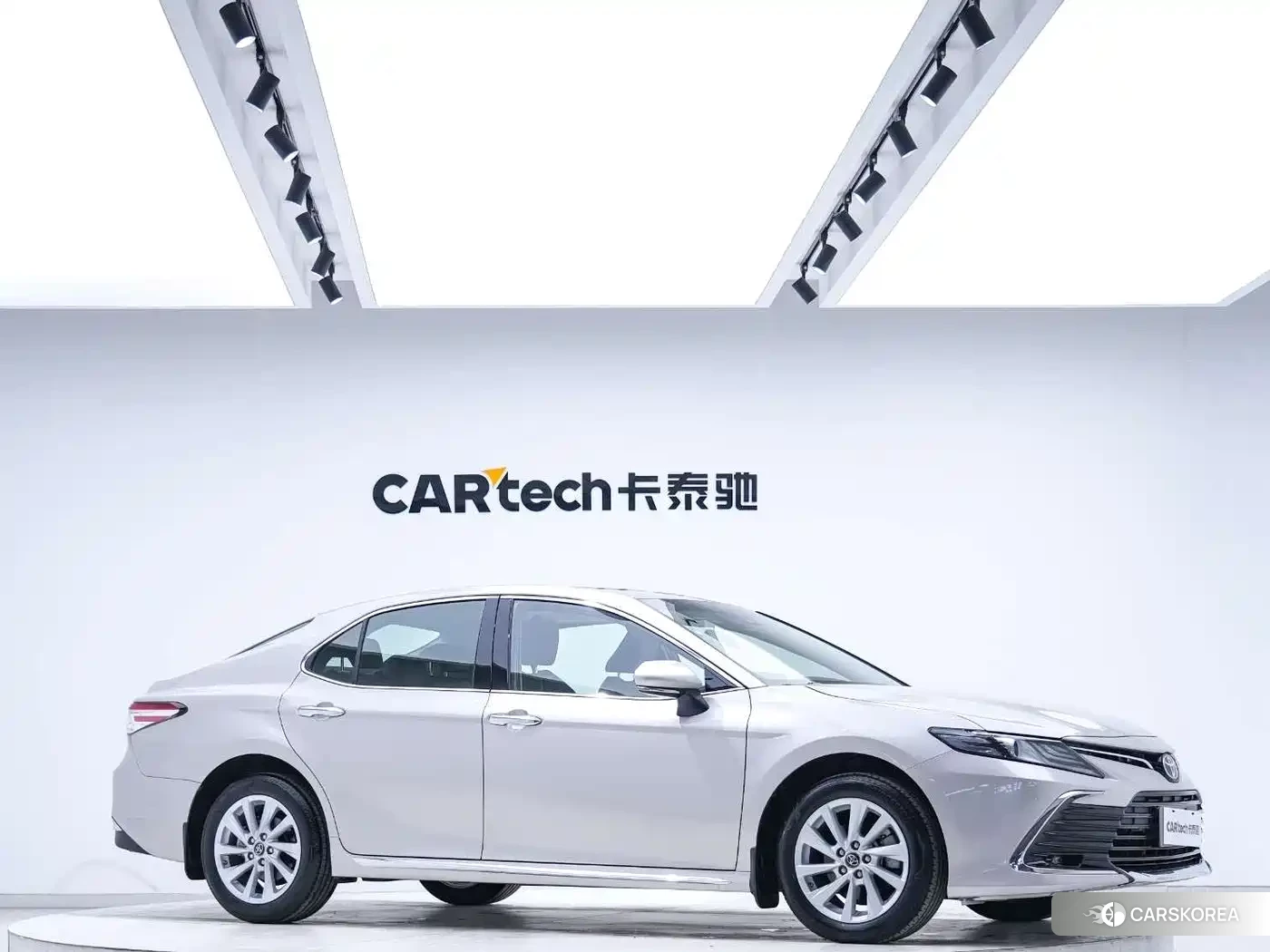 Toyota Camry id 4577859 из Китая 21