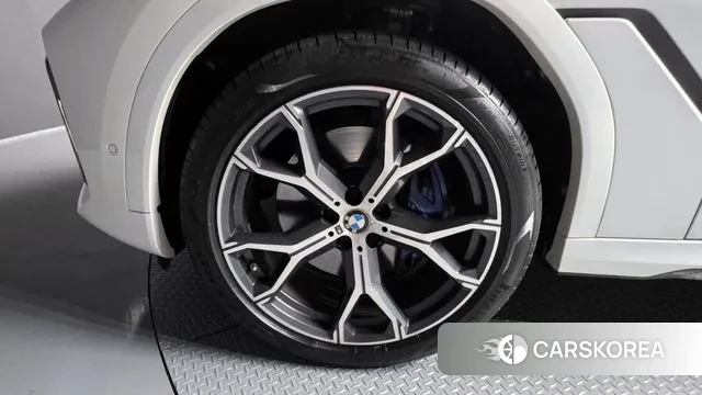 BMW X6 (G06) id 3053797 из Кореи 15