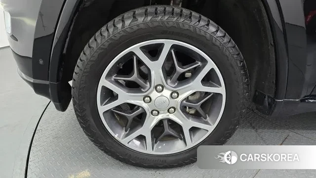 Jeep Grand Cherokee id 3552379 из Кореи 15