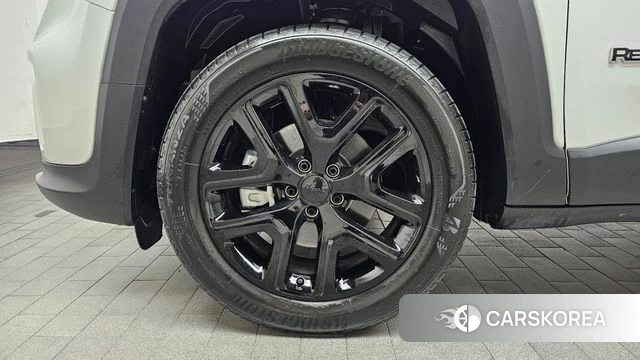 Jeep Renegade id 4400851 из Кореи 26