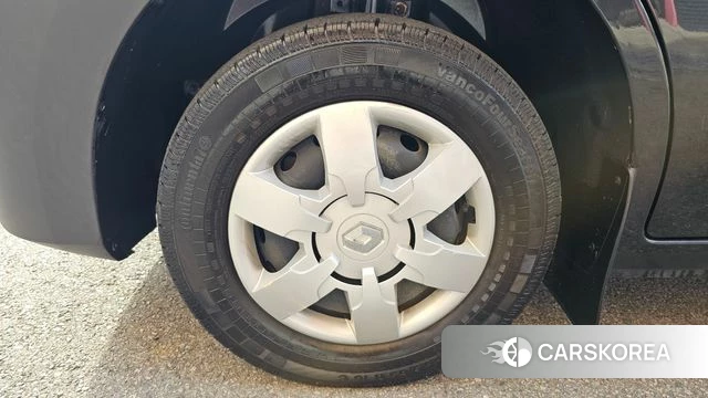 Renault Korea (Samsung) Master id 4697778 из Кореи 15