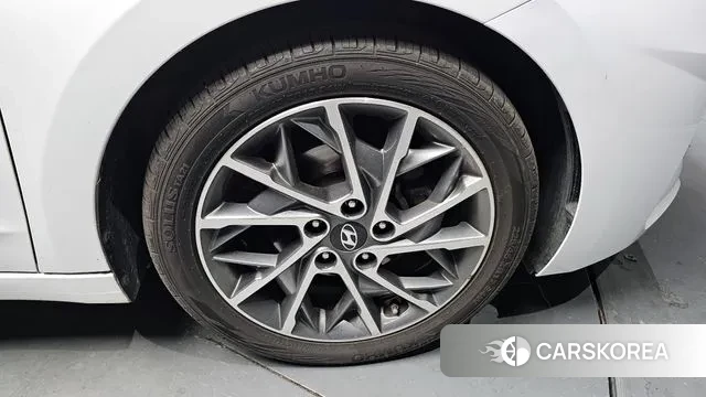 Hyundai The New Avante AD id 3494452 из Кореи 15