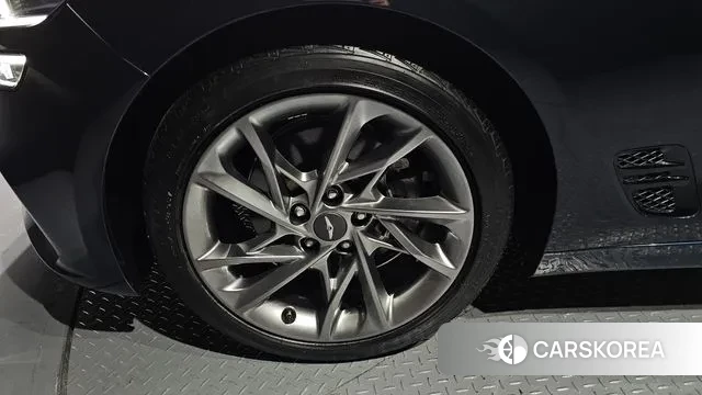 Genesis The New G70 id 3421846 из Кореи 15