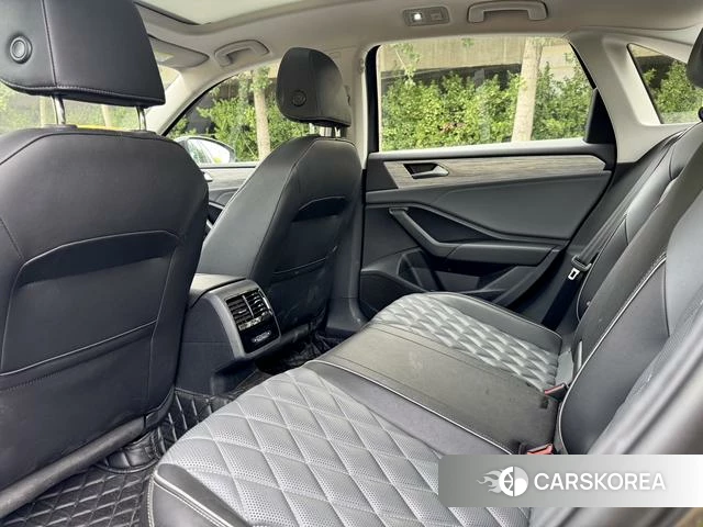 Volkswagen Sagitar 2024 Черный из Китая, фото 5