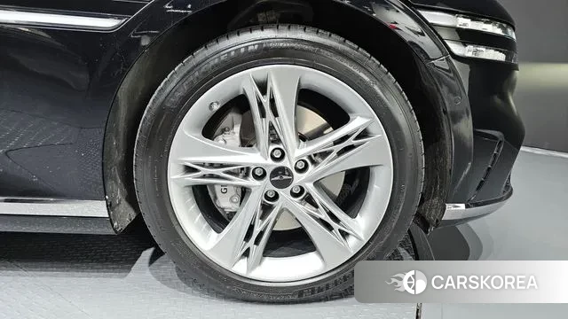 Genesis G90 (RS4) id 3620625 из Кореи 15