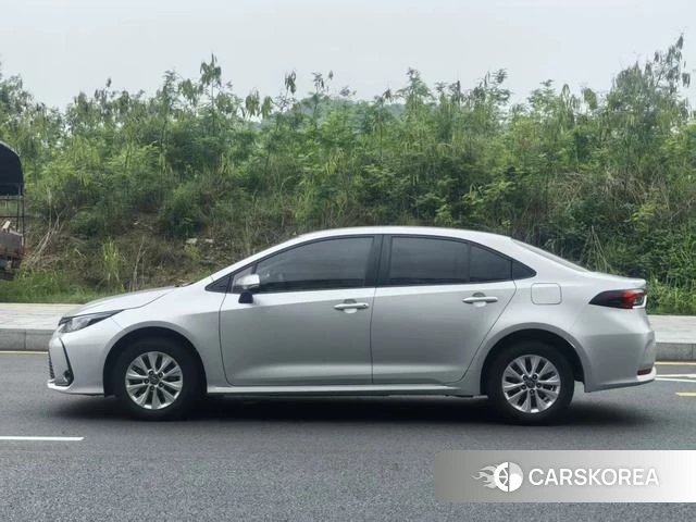 Toyota Corolla id 4300278 из Китая 11