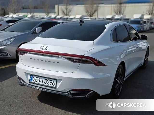 Hyundai The New Grandeur IG id 3694817 из Кореи 15